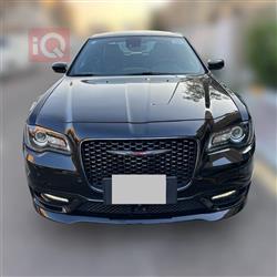 کرایسلەر 300